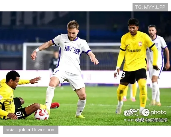 三度落后三度扳平，天津津门虎客场顽强逼平劲旅